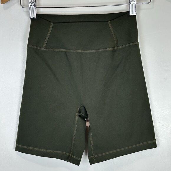 Oner Active Timeless High Waisted Shorts 5" Sz M No Front Seam Glute Contour - Picture 2 of 5